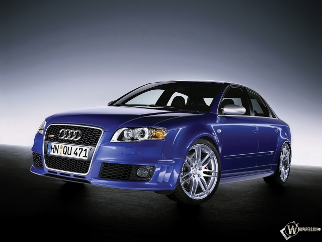 Audi RS 4 FA