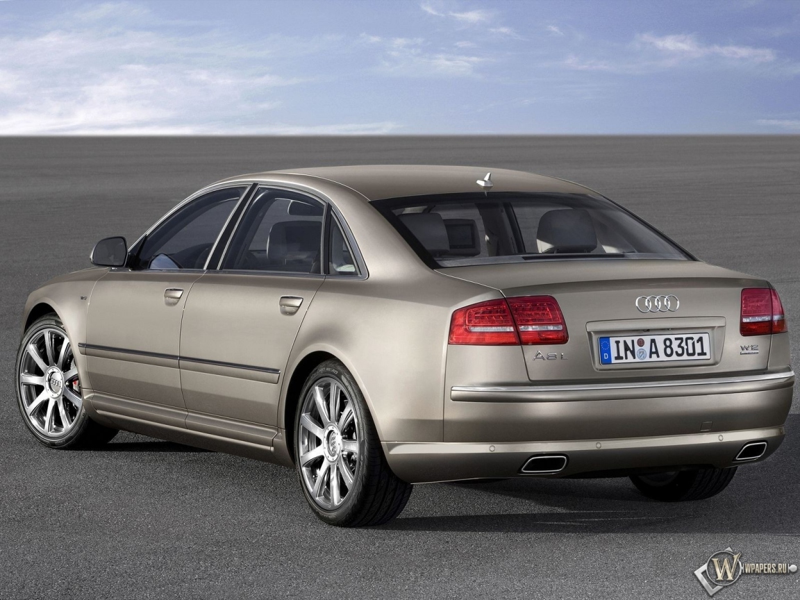 Audi A8 Sedan 1152x864