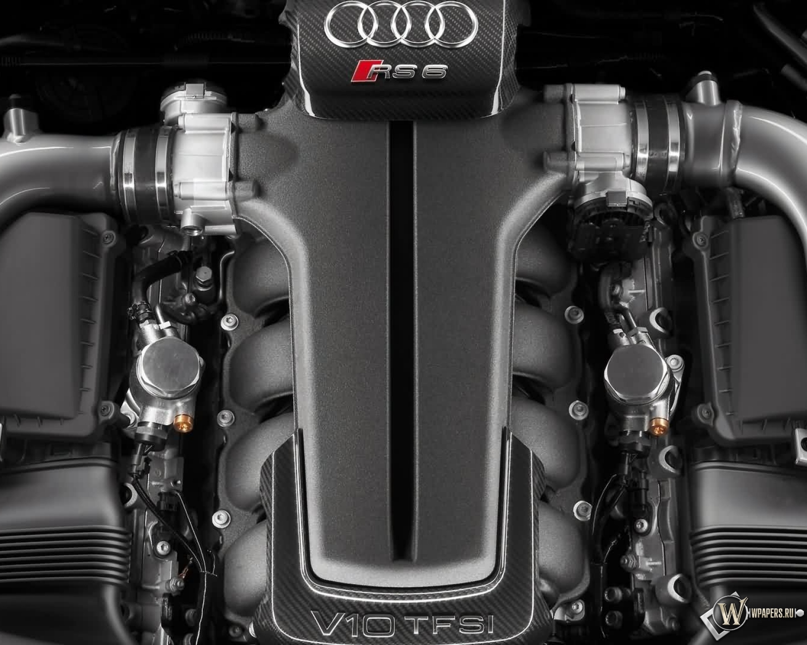 Двигатель Audi V10 TFSI 1600x1280