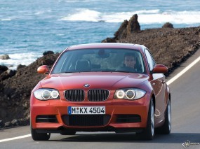 Обои BMW 1 - Series Coupe: BMW, Берег, Coupe, BMW 1, BMW