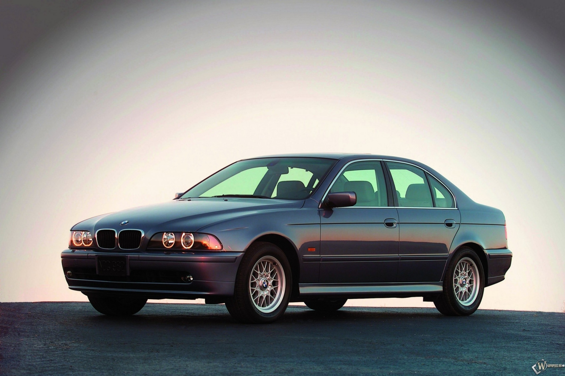 BMW - 5 Series (2001) 1920x1280