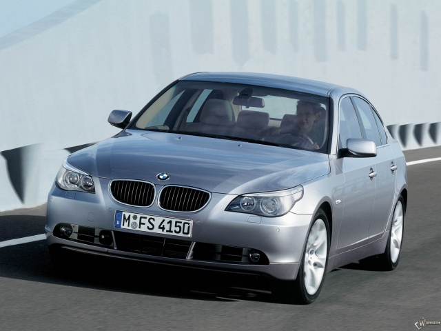 BMW - 5 Series (2004)
