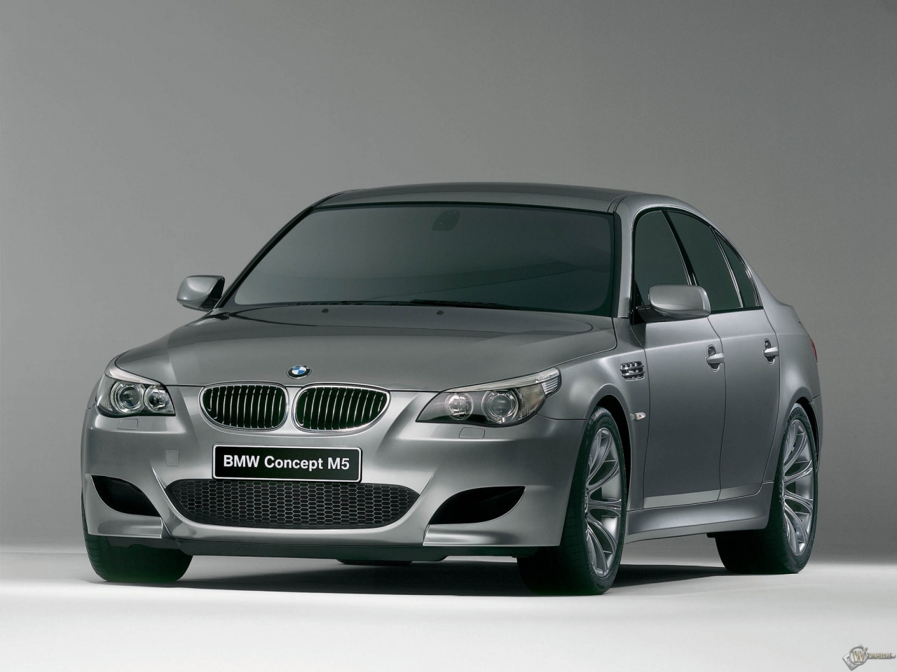 BMW - M5 Concept (2004) 1280x960