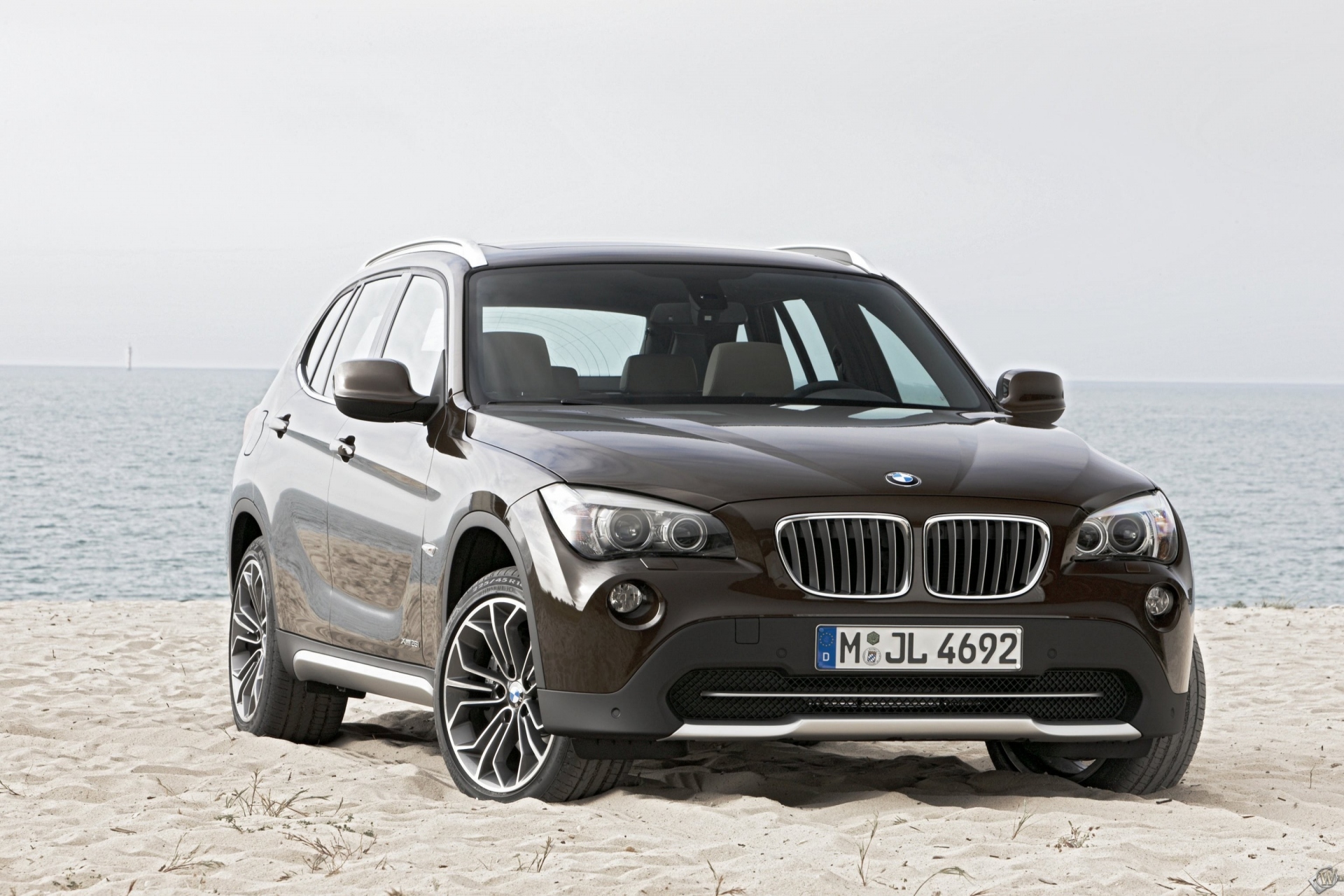 BMW - X1 (2010) 1920x1280