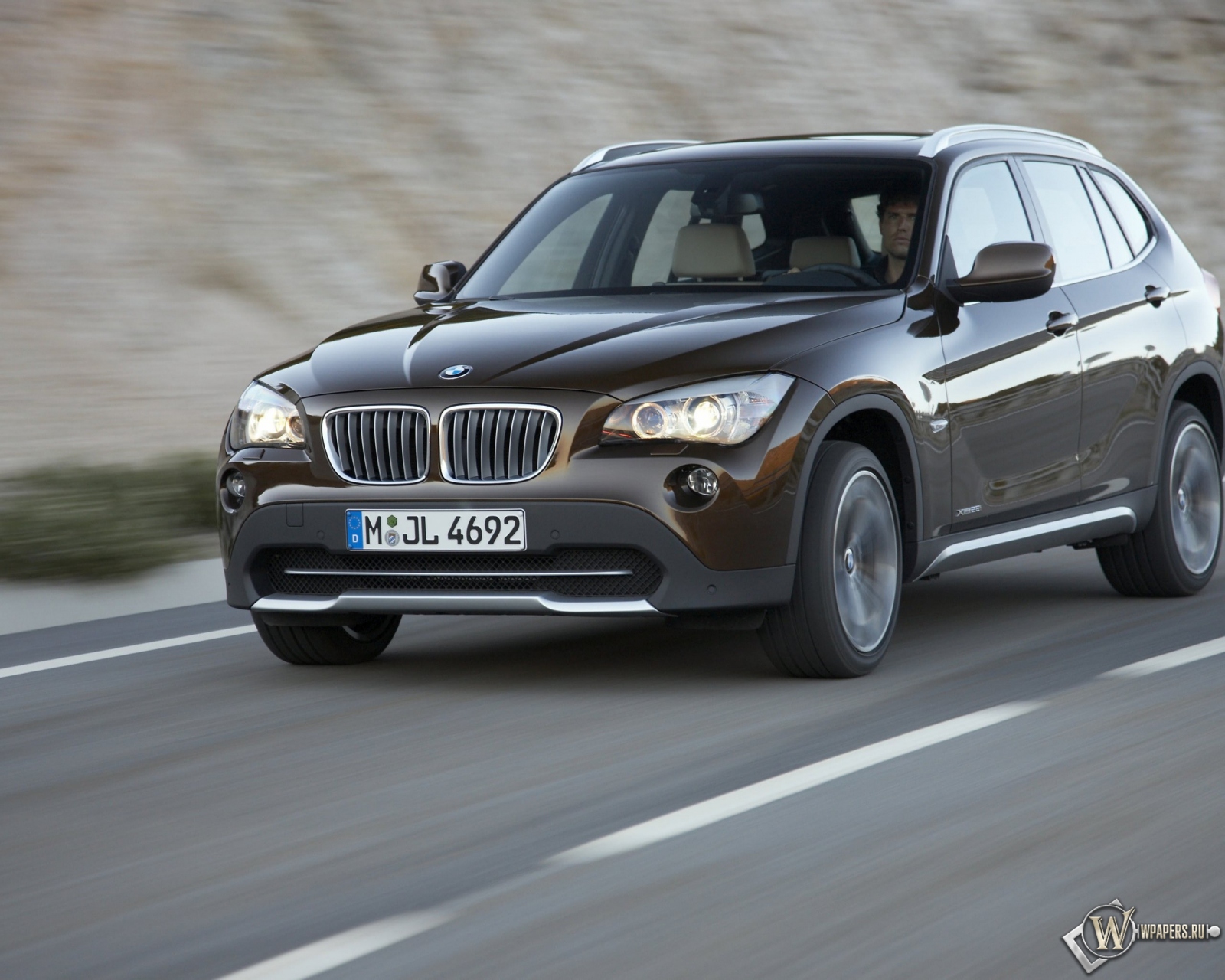 BMW X1 (2010) 1600x1280