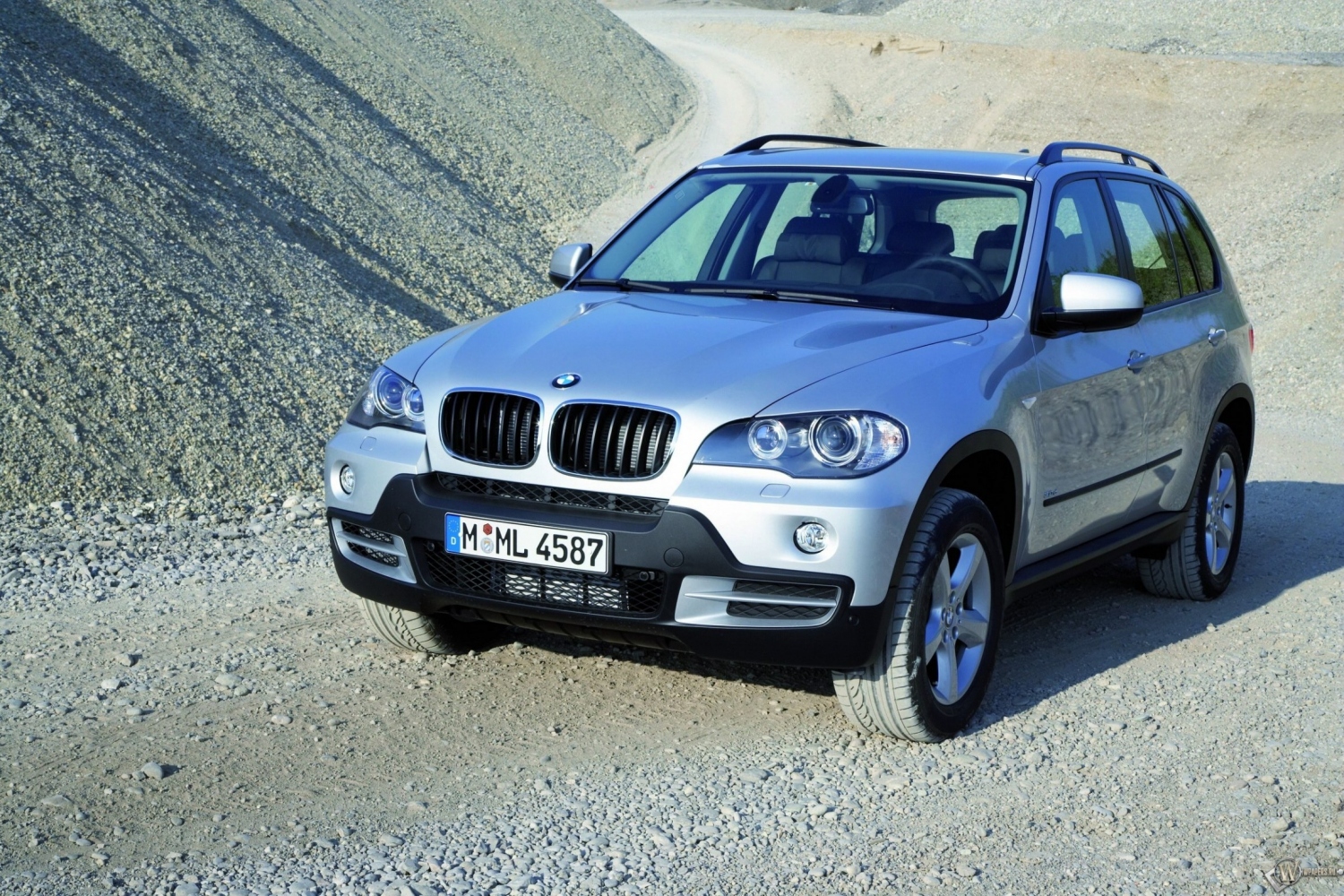 BMW - X5 (2007) 1500x1000