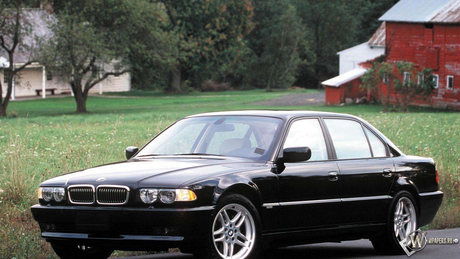 BMW 7 Series 2000 1600x900