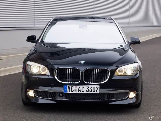 BMW 7-Series F01