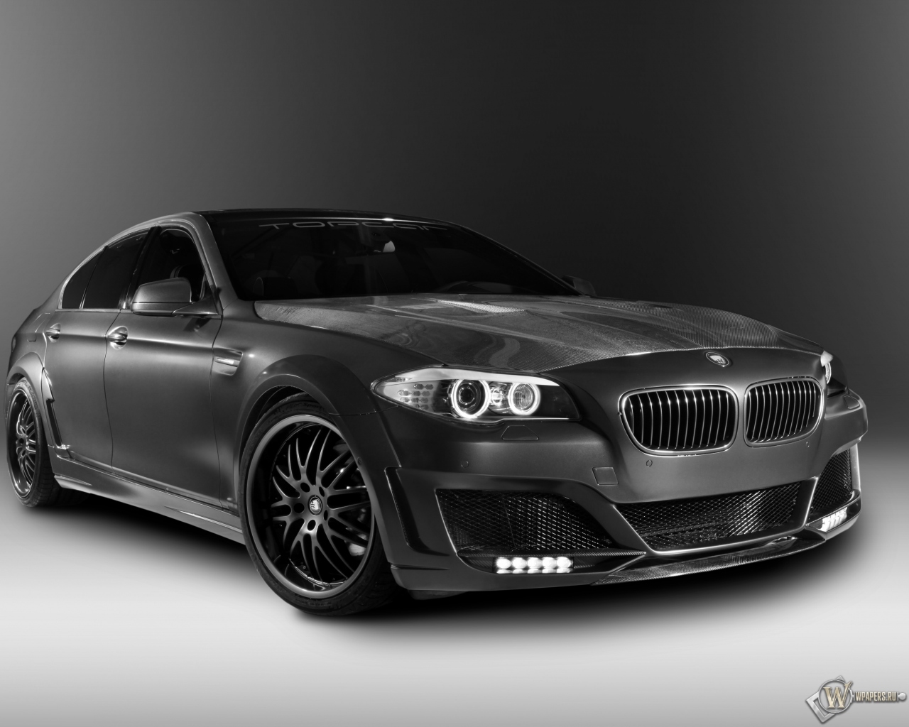 BMW 5 F10  1280x1024