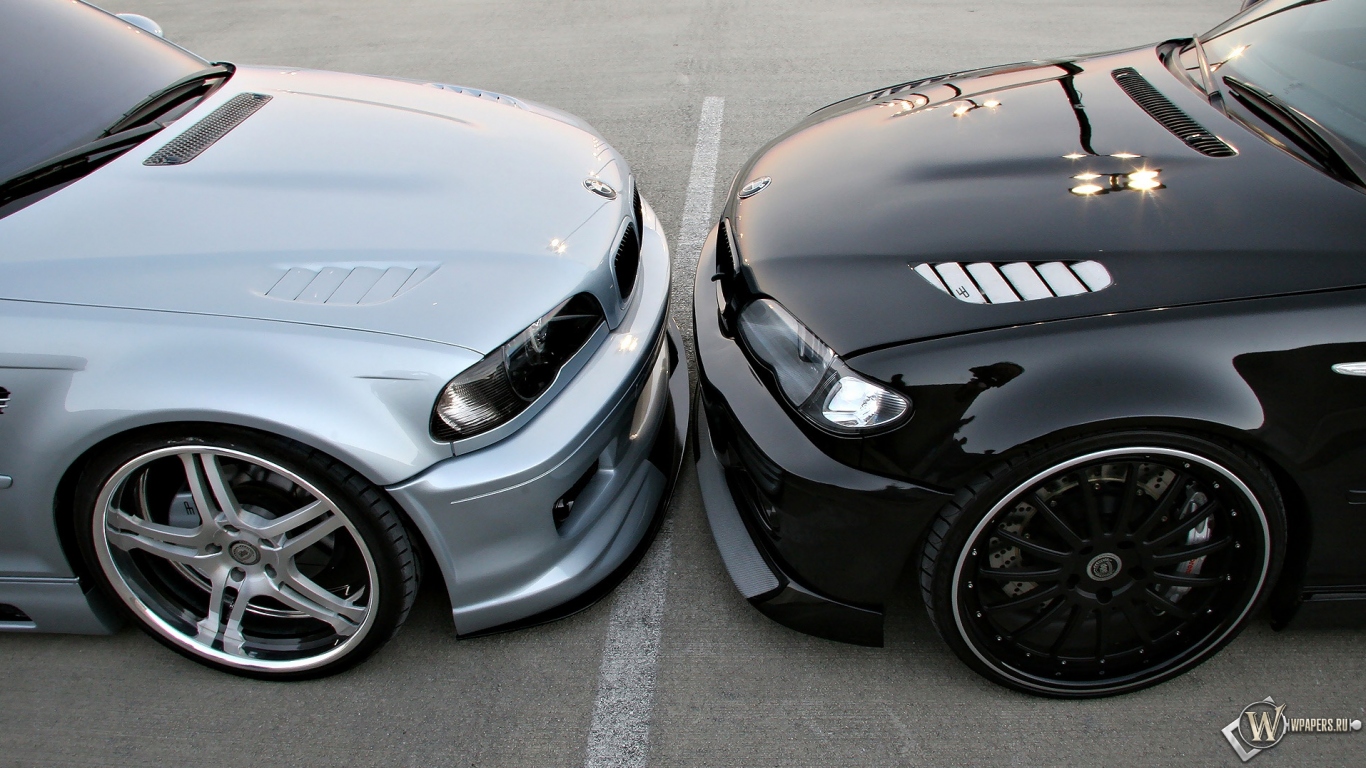 Two BMW M3 1366x768