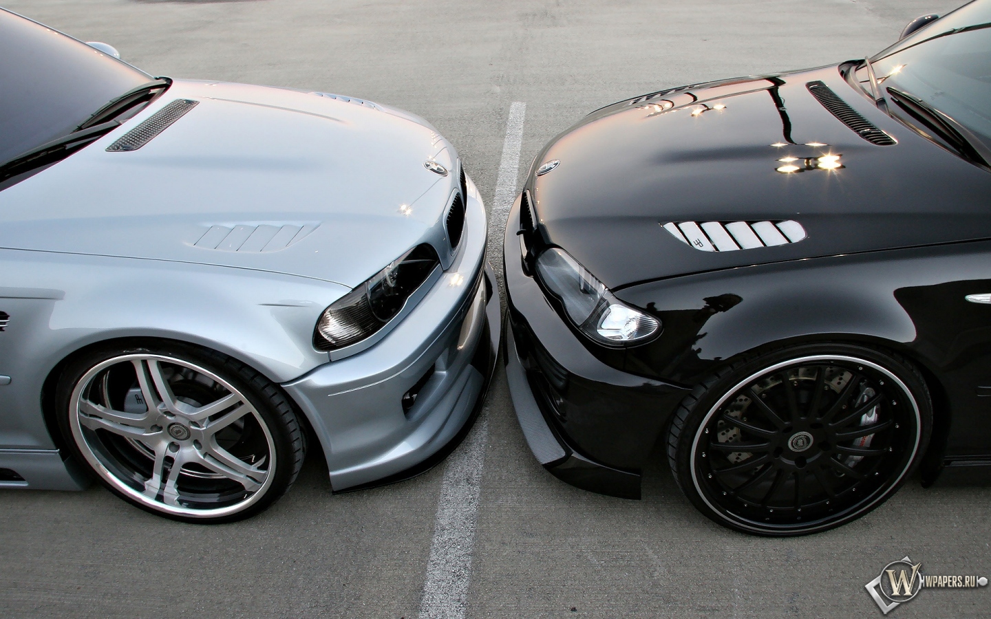 Two BMW M3 1440x900