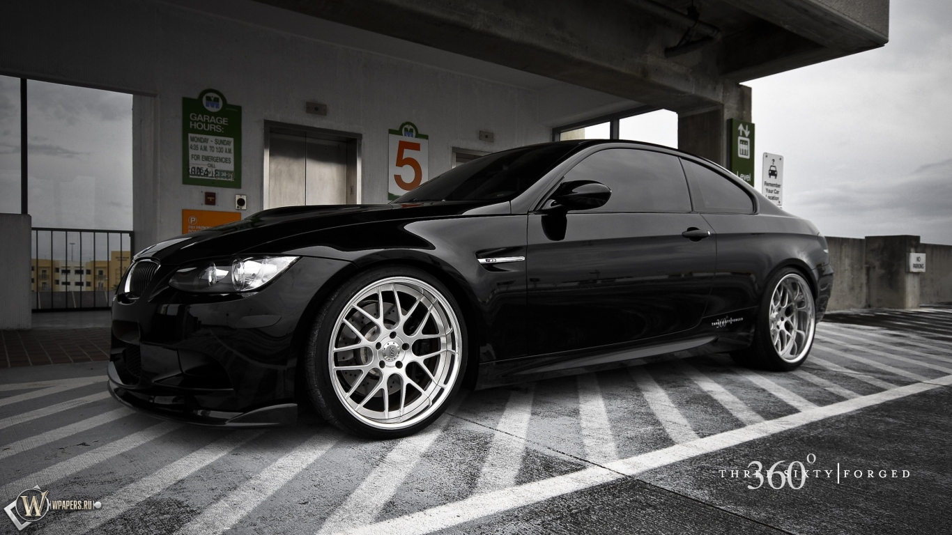 BMW M3 coupe 1366x768