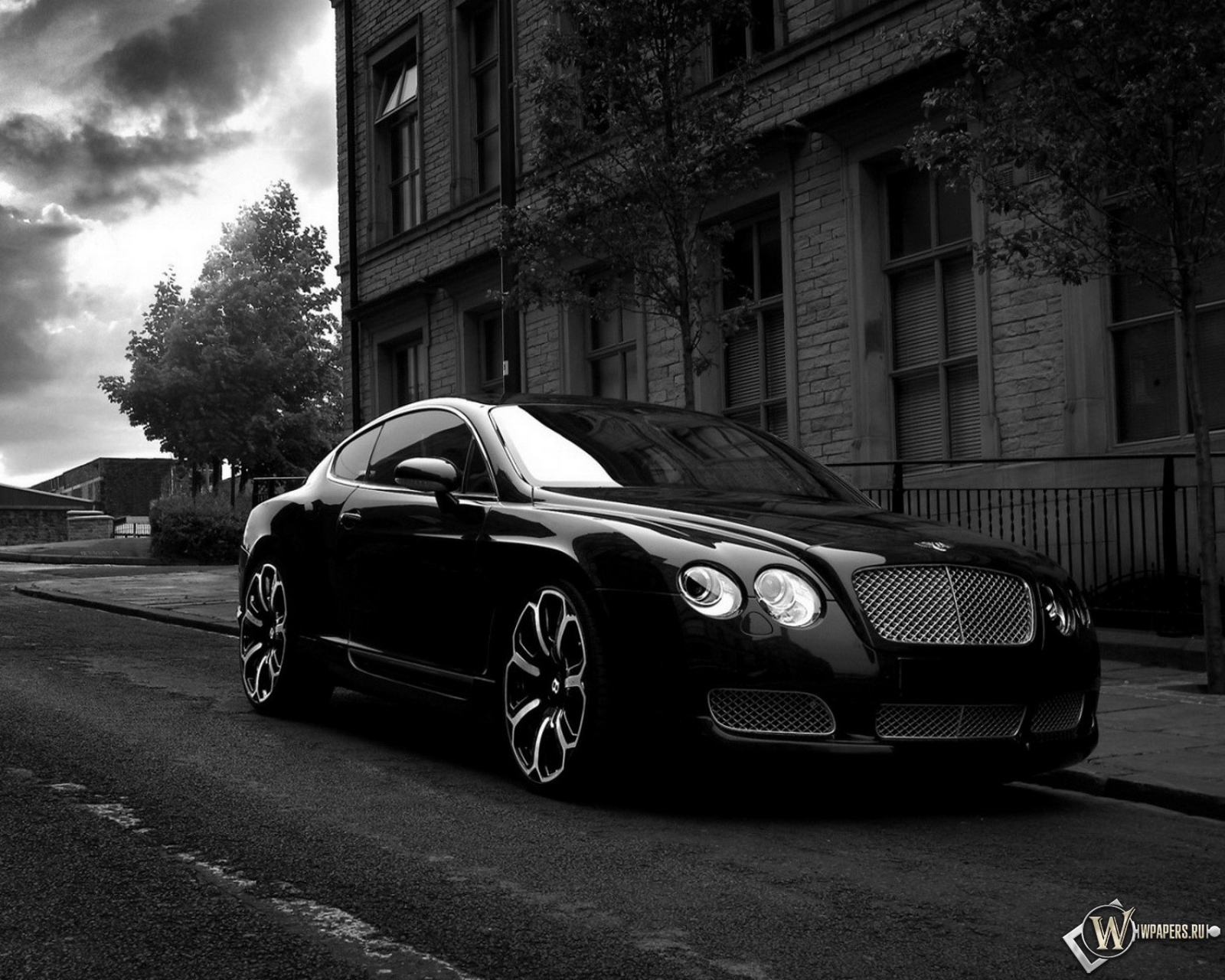 Bentley Continental GTS Black Edition 1600x1280