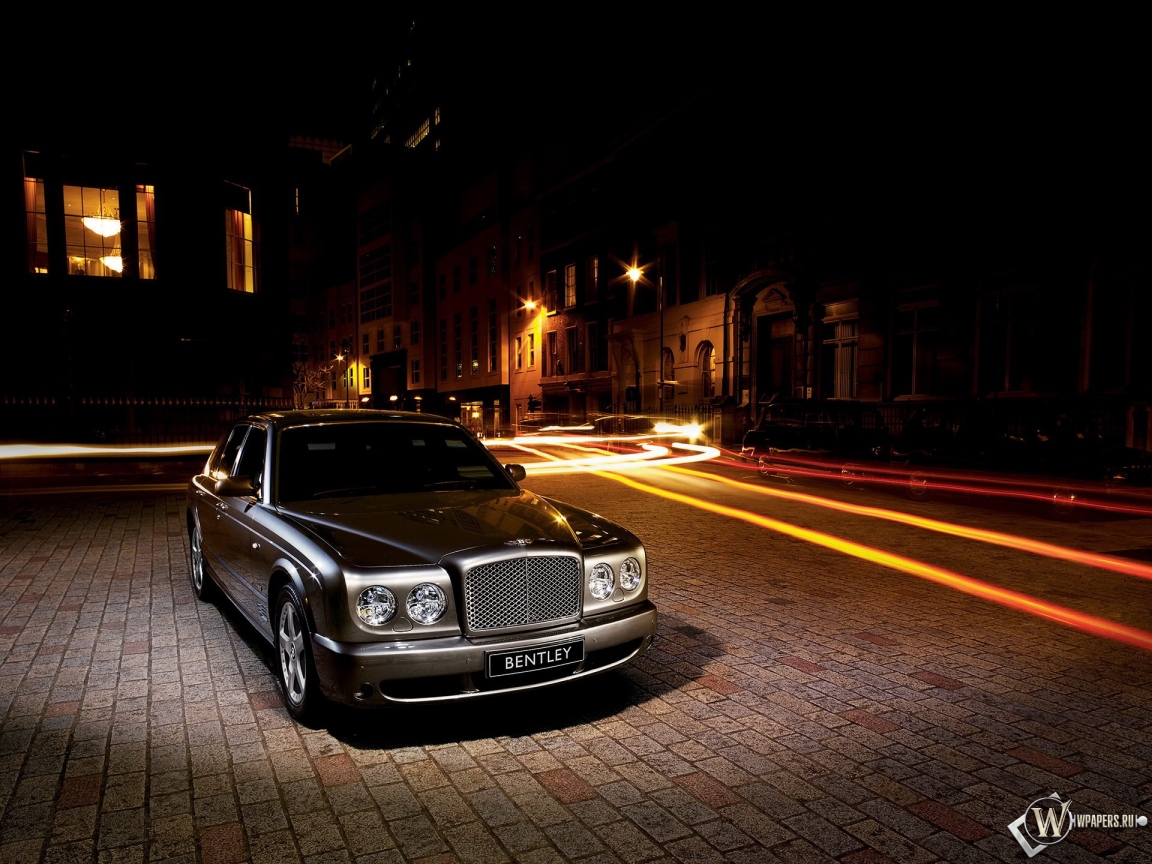 Bentley Arnage Front Angle 1152x864