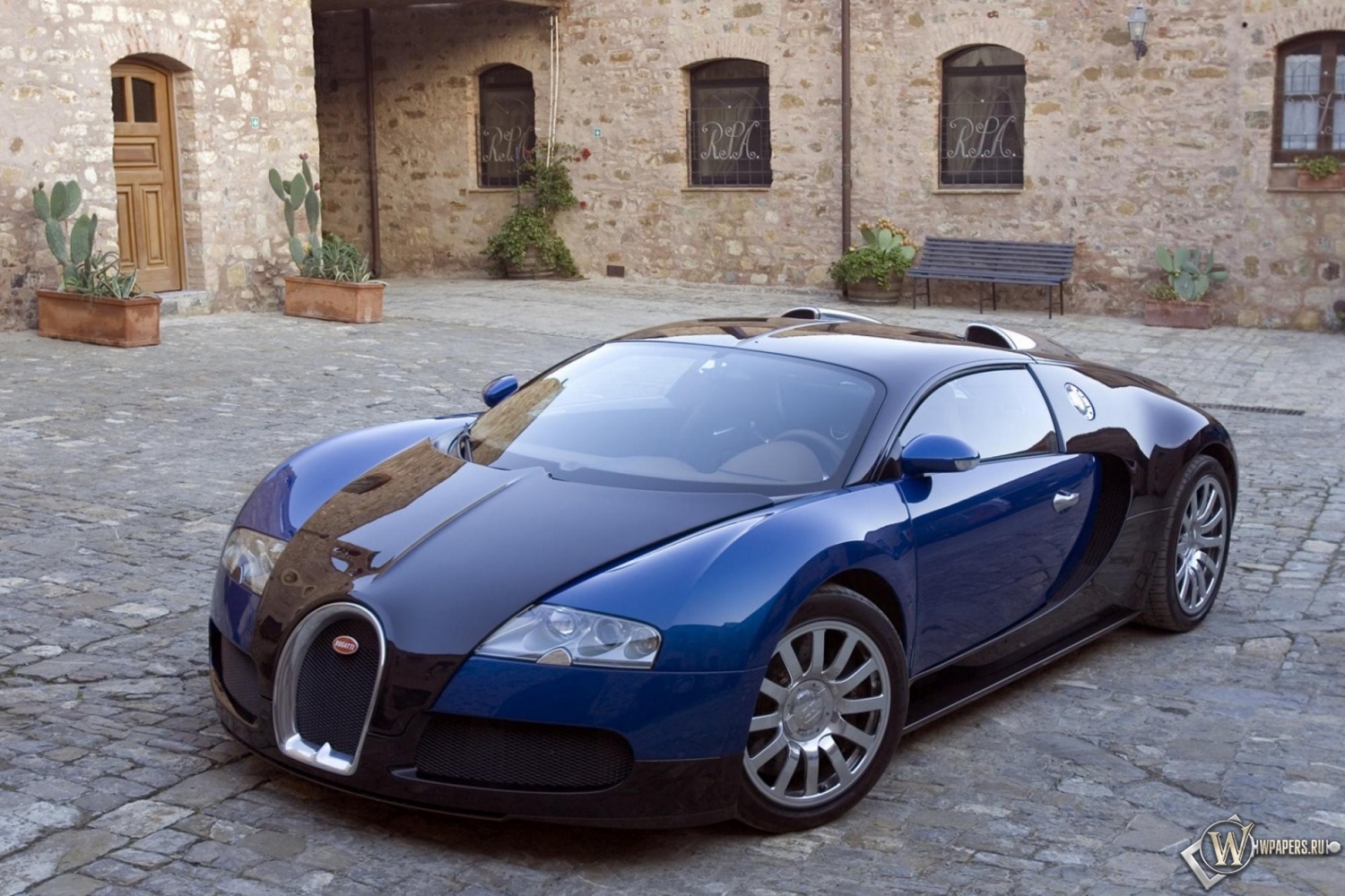Bugatti Veyron blue car 1500x1000