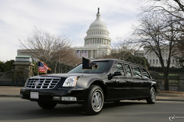 Cadillac DTS Presidential Limousine