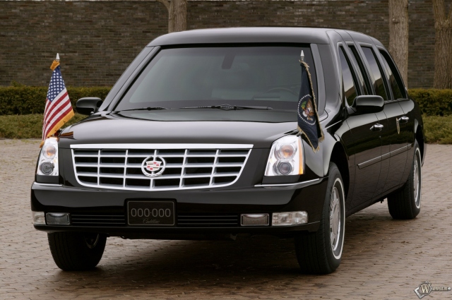 Cadillac DTS Presidential Limousine