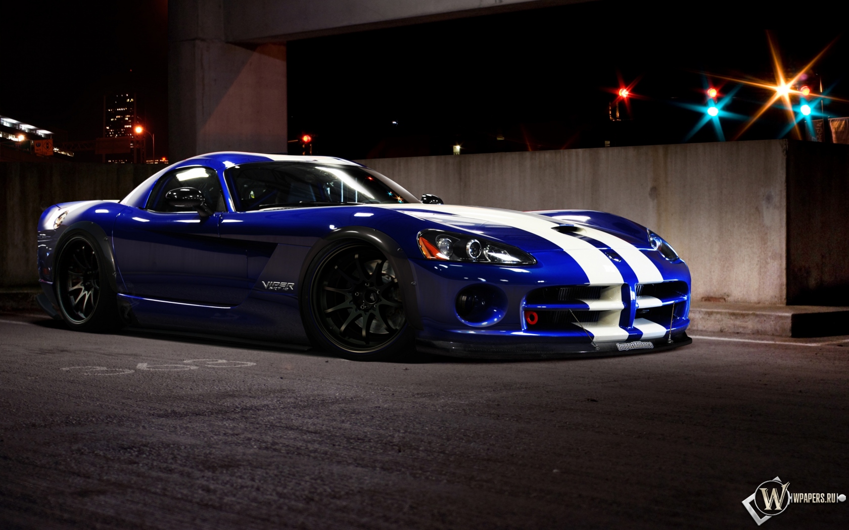 Dodge Viper 1680x1050