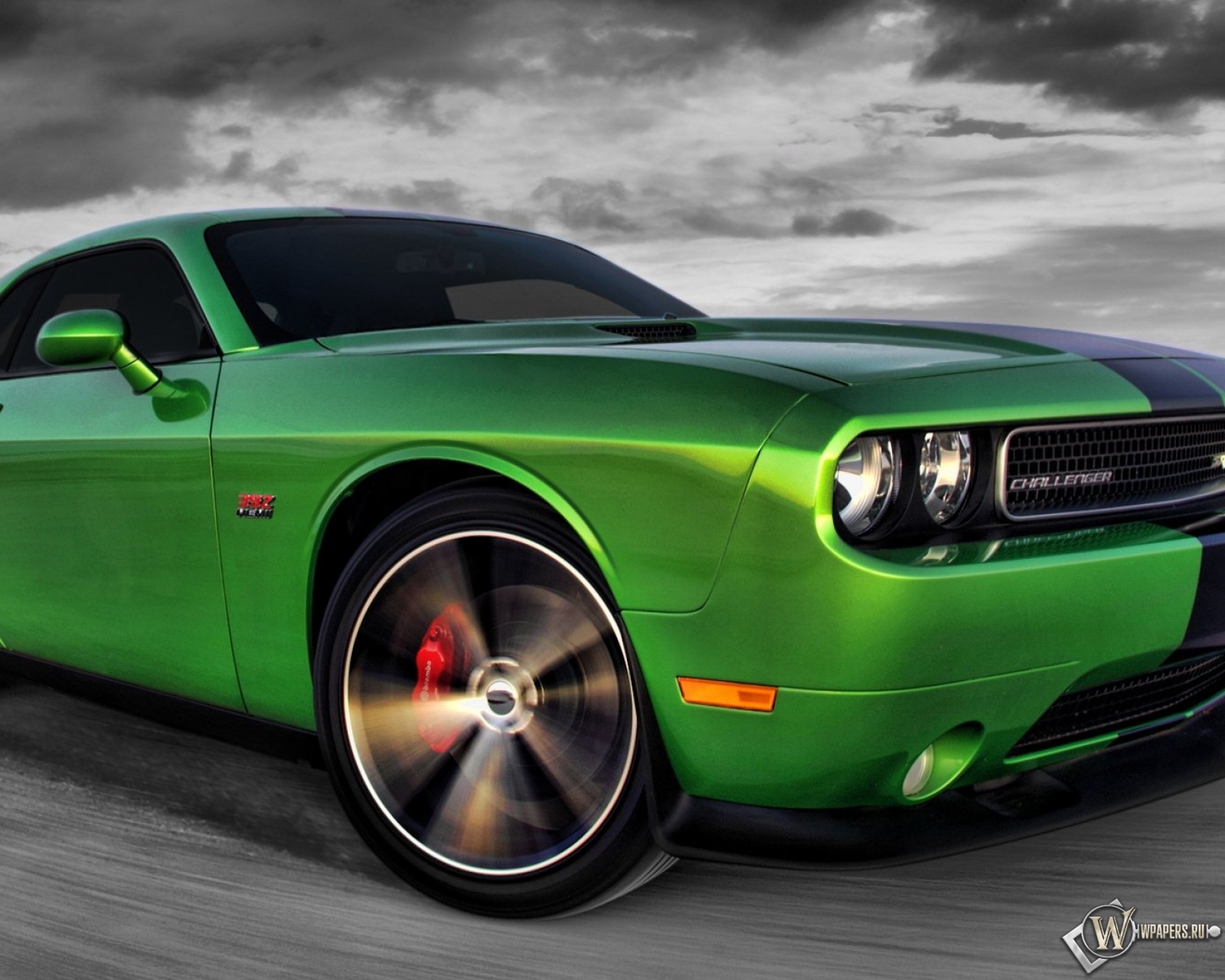 Dodge challenger 392 1600x1280