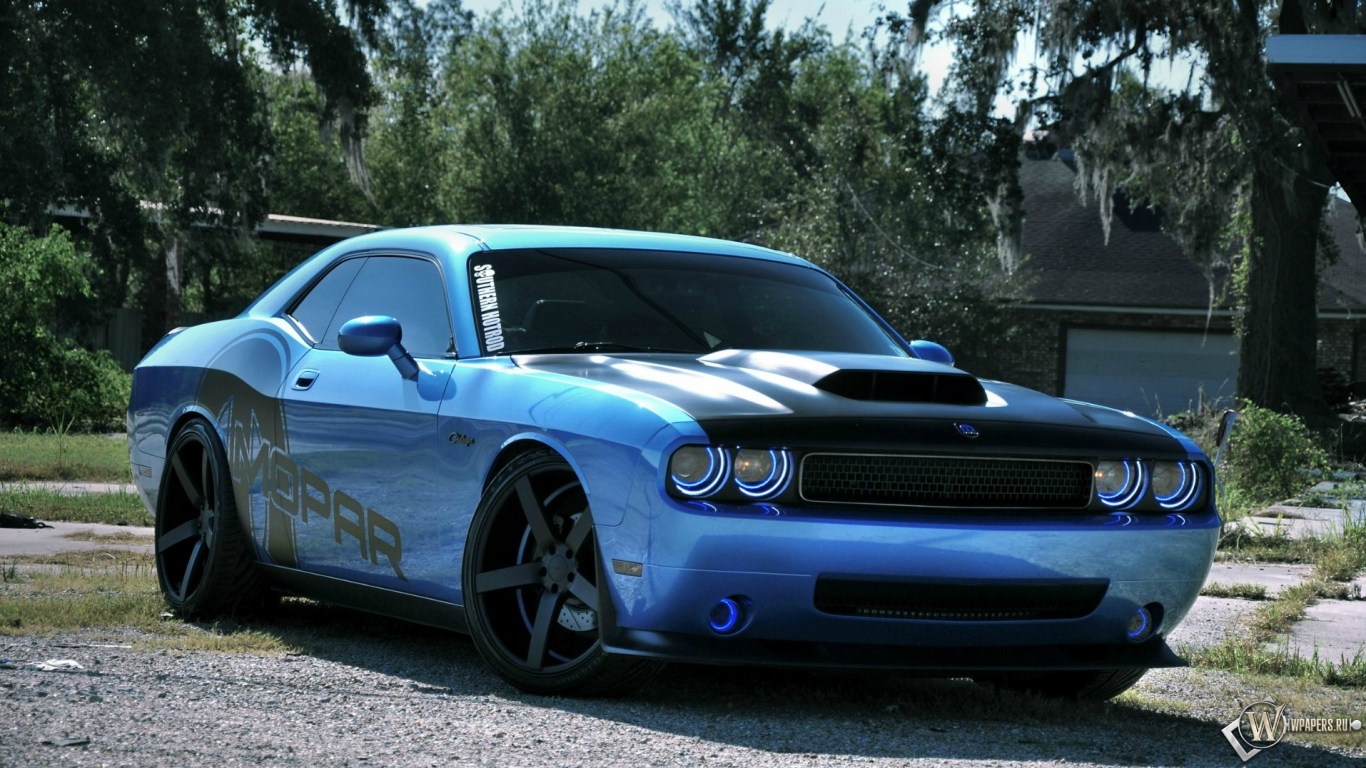 Dodge Charger blue 1366x768