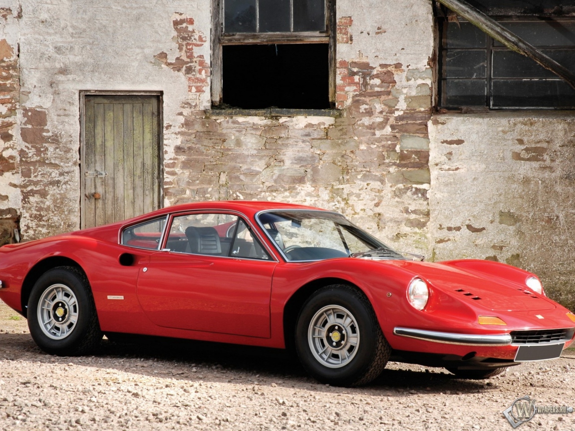 Ferrari-dino-246-gt 1152x864