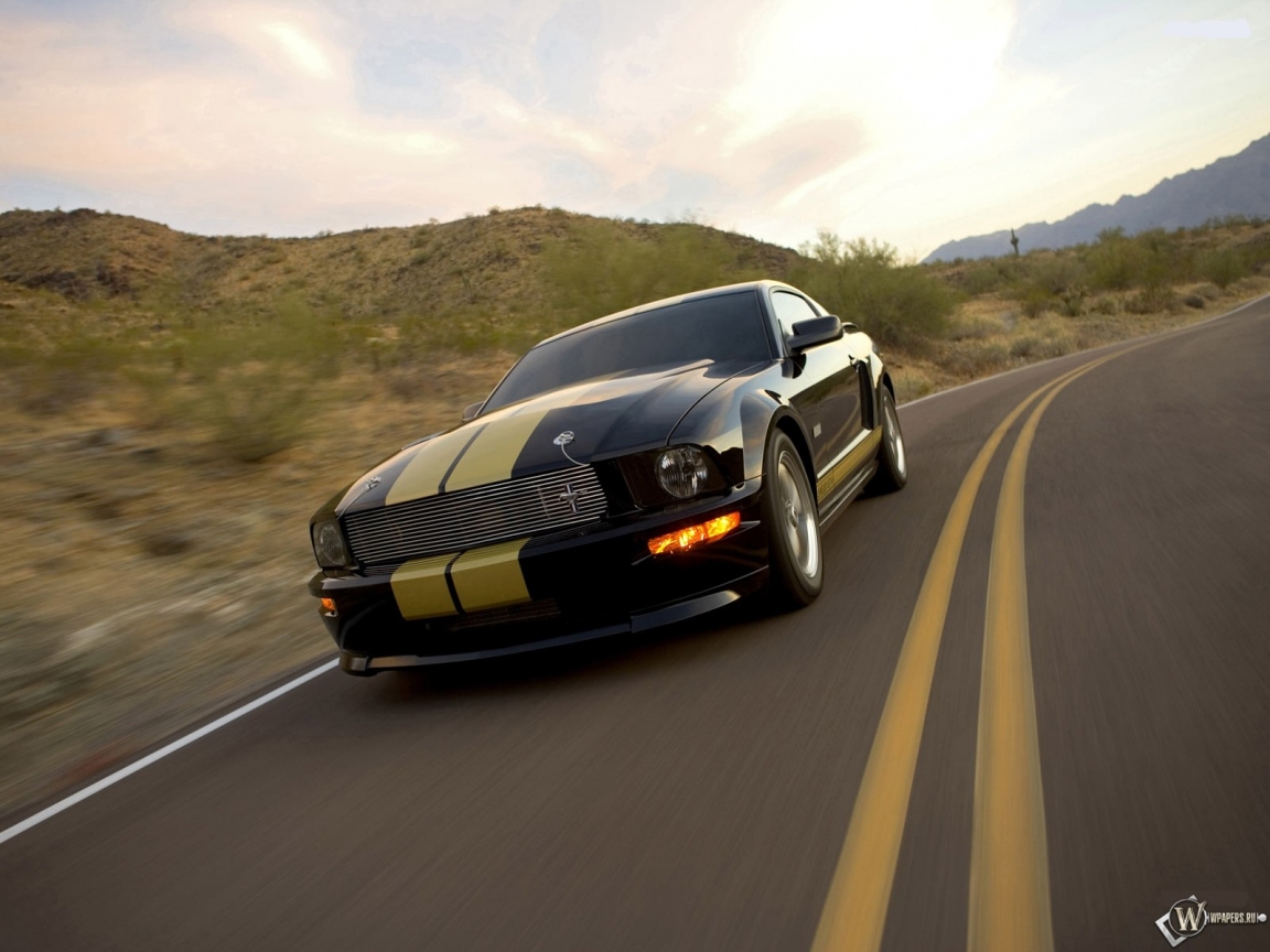 Ford Mustang GT-H 1152x864