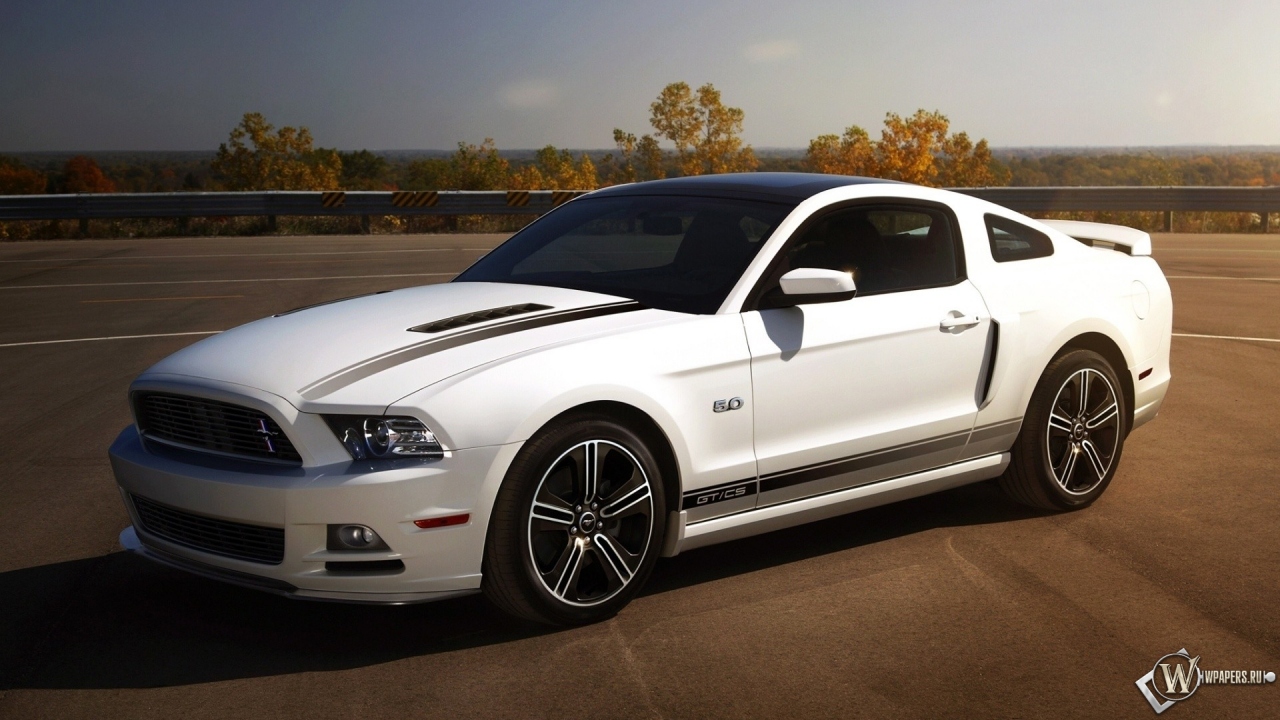 Ford Mustang V8 5.0 1280x720