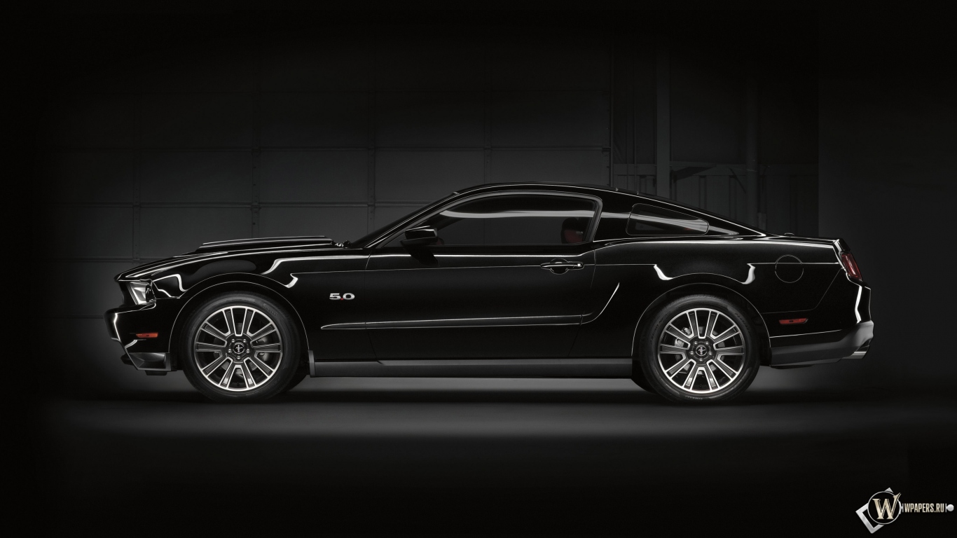 Ford Mustang  1366x768