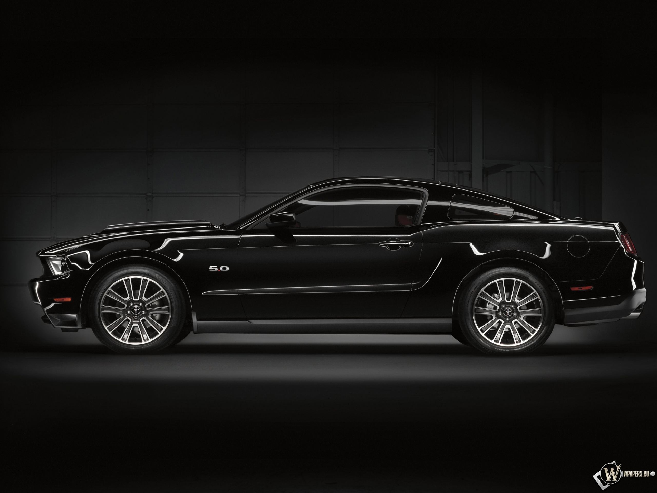 Ford Mustang  2560x1920