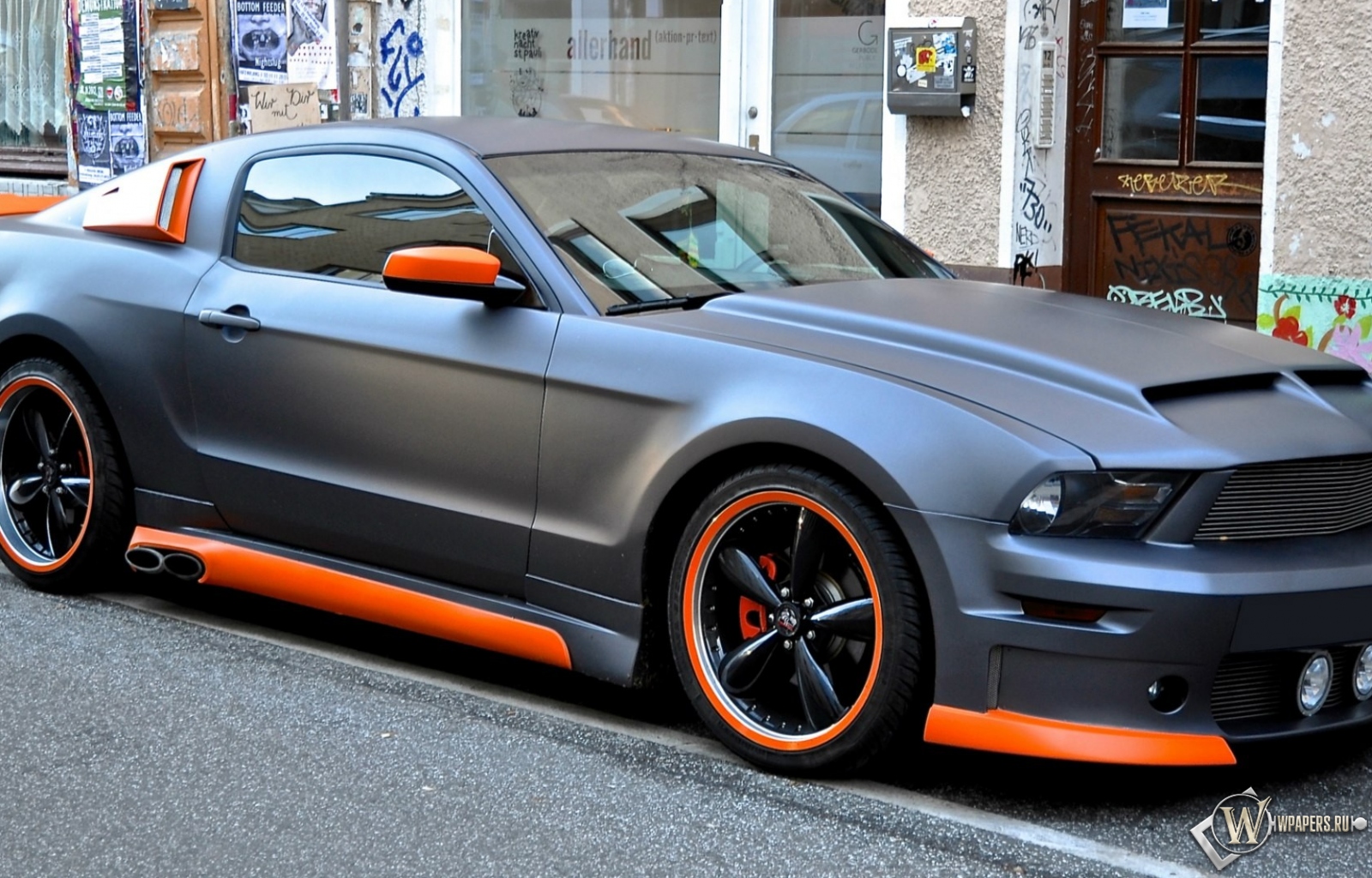 Ford Mustang GT 1600x1024