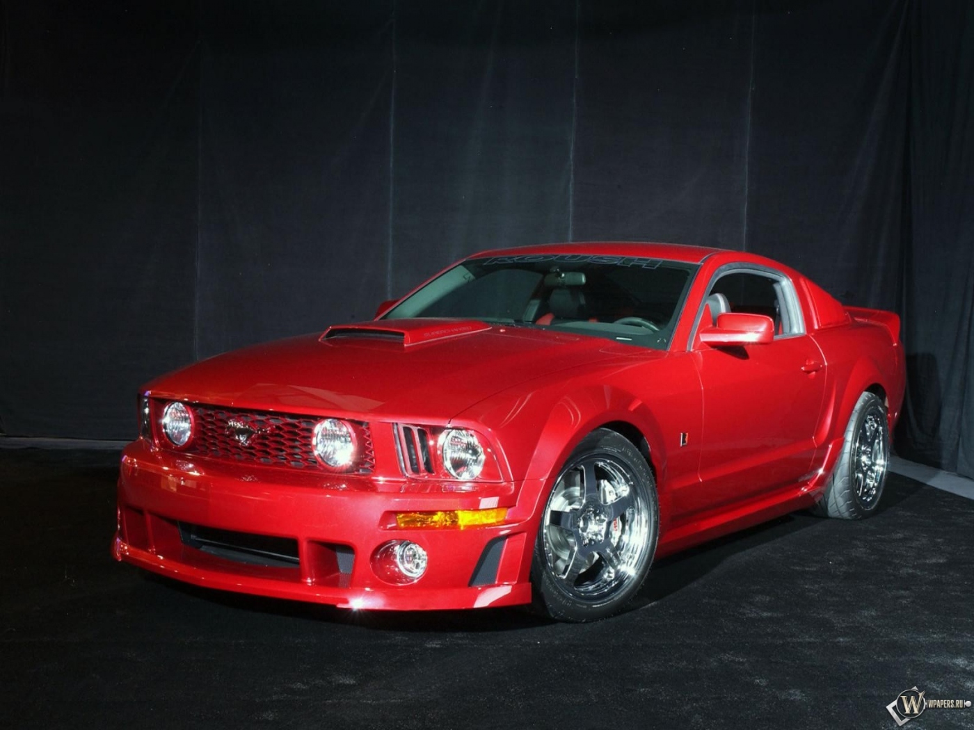 Ford Mustang 1400x1050