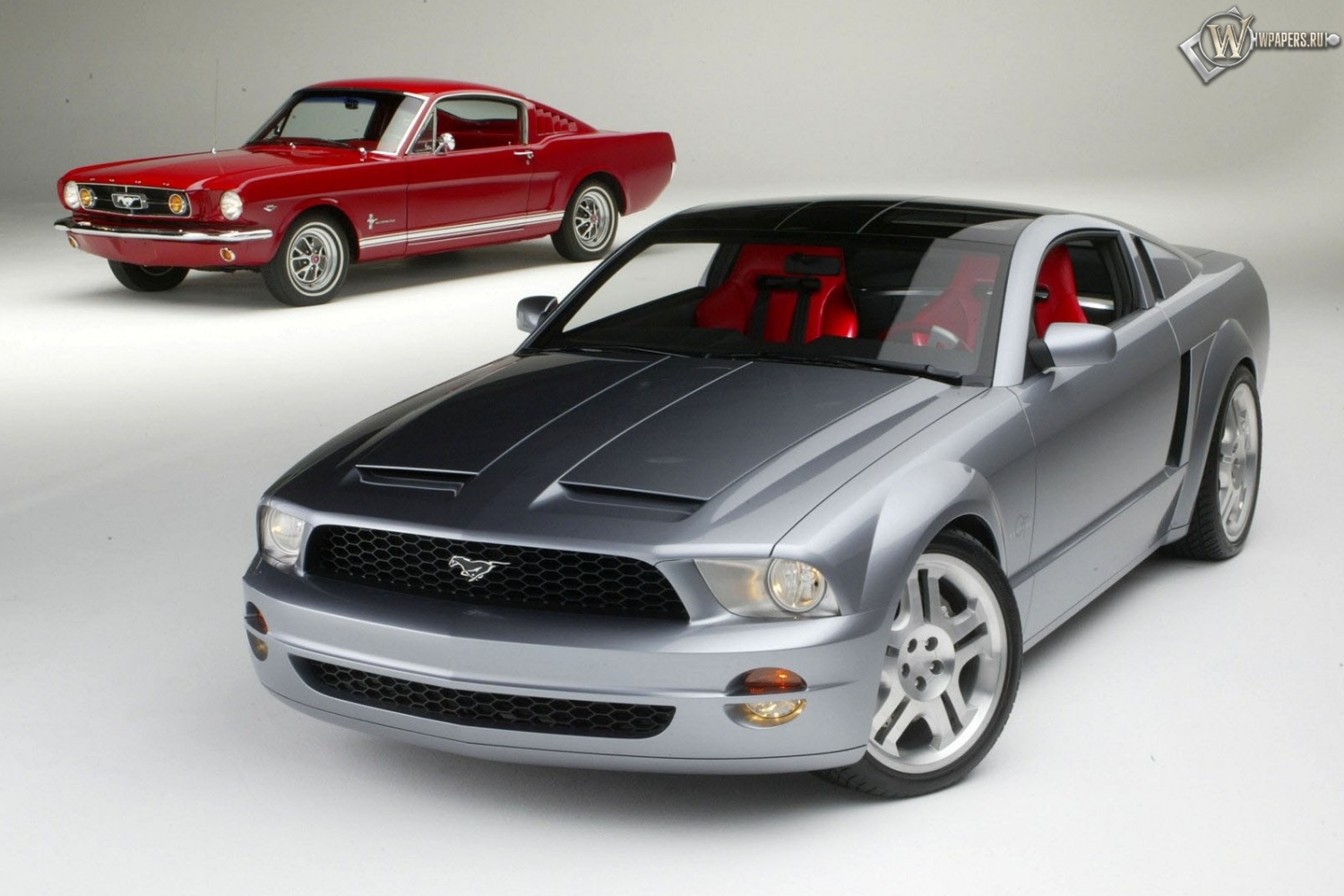 Ford Mustang 1500x1000