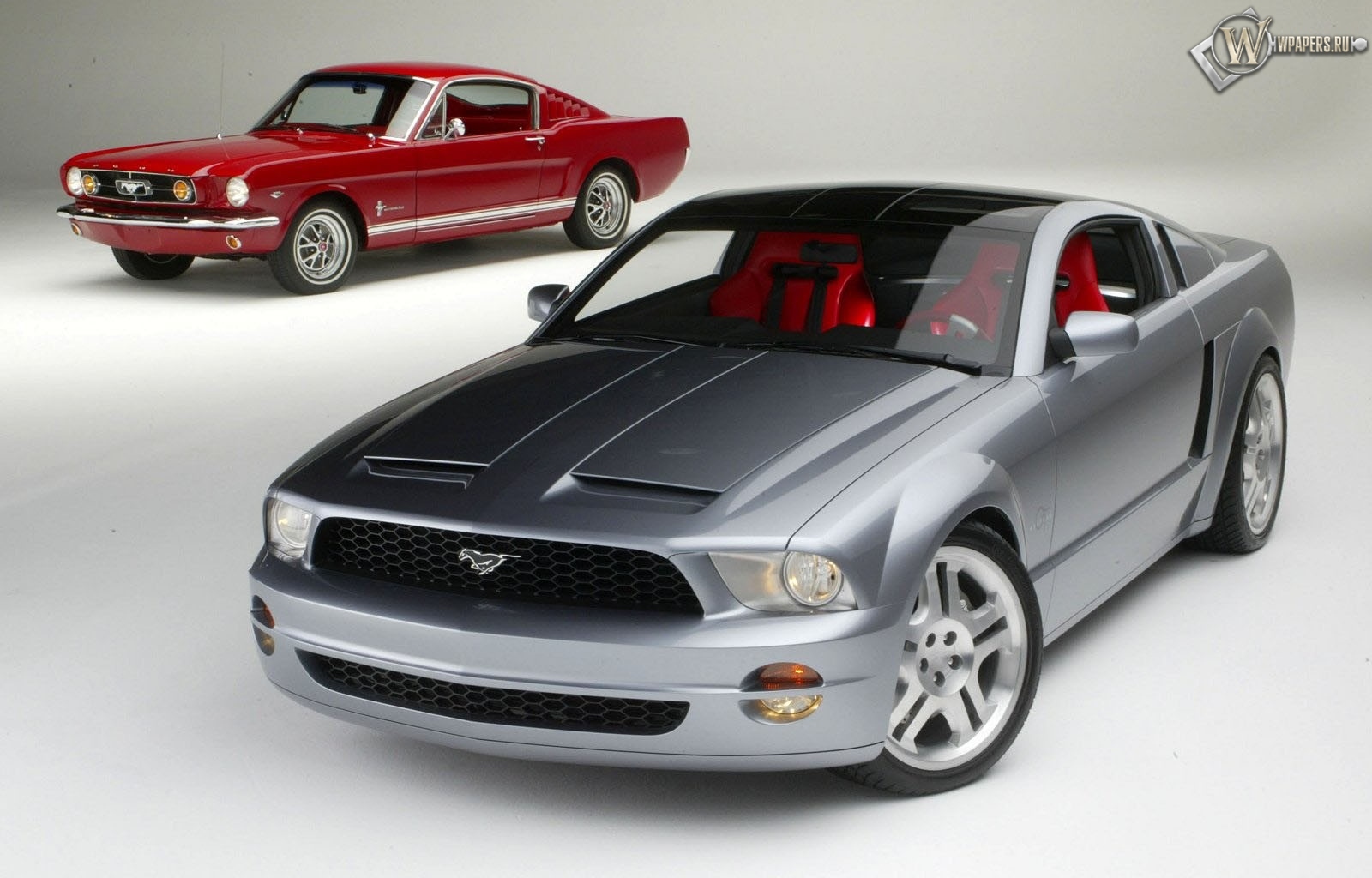 Ford Mustang 1600x1024