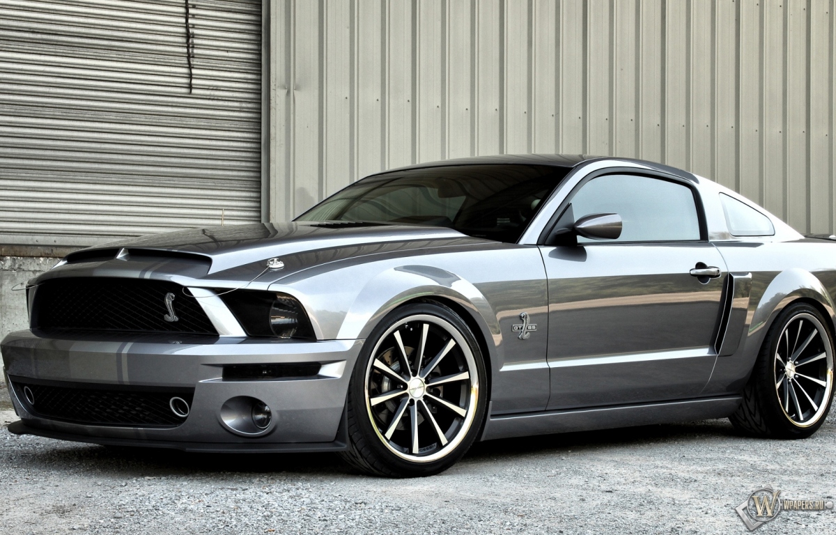 Ford Mustang Shelby GT500 1200x768