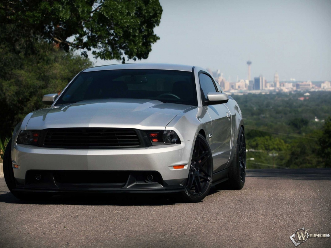 Ford mustang 1152x864