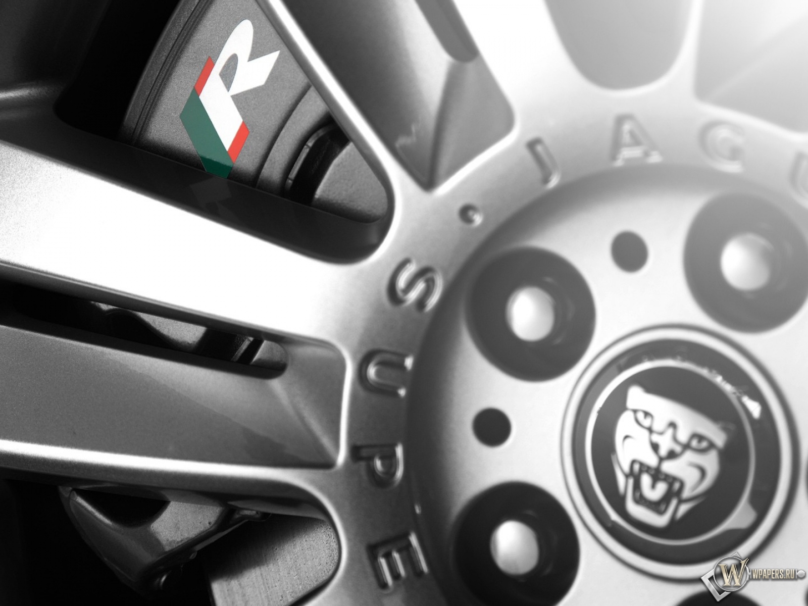 Диск от Jaguar XKR 1600x1200