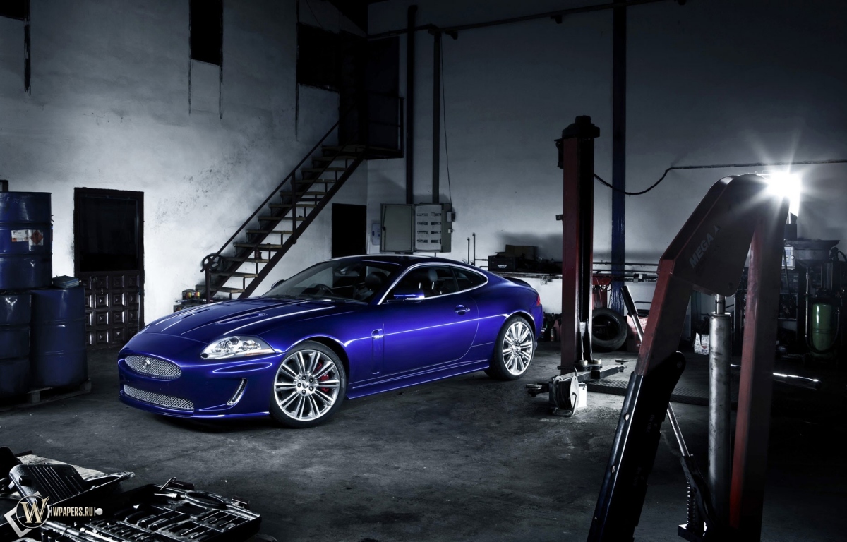 Jaguar XKR 1200x768