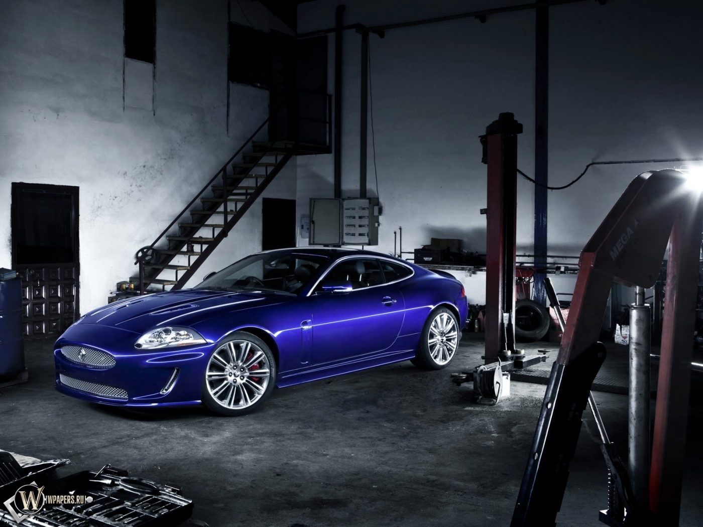 Jaguar XKR 1400x1050