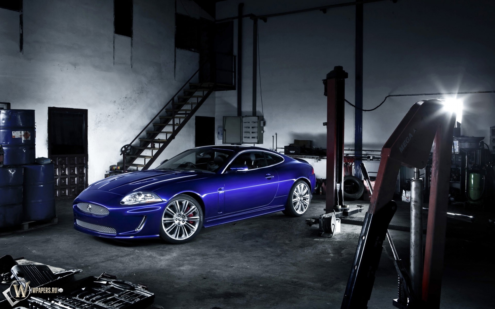 Jaguar XKR 1680x1050