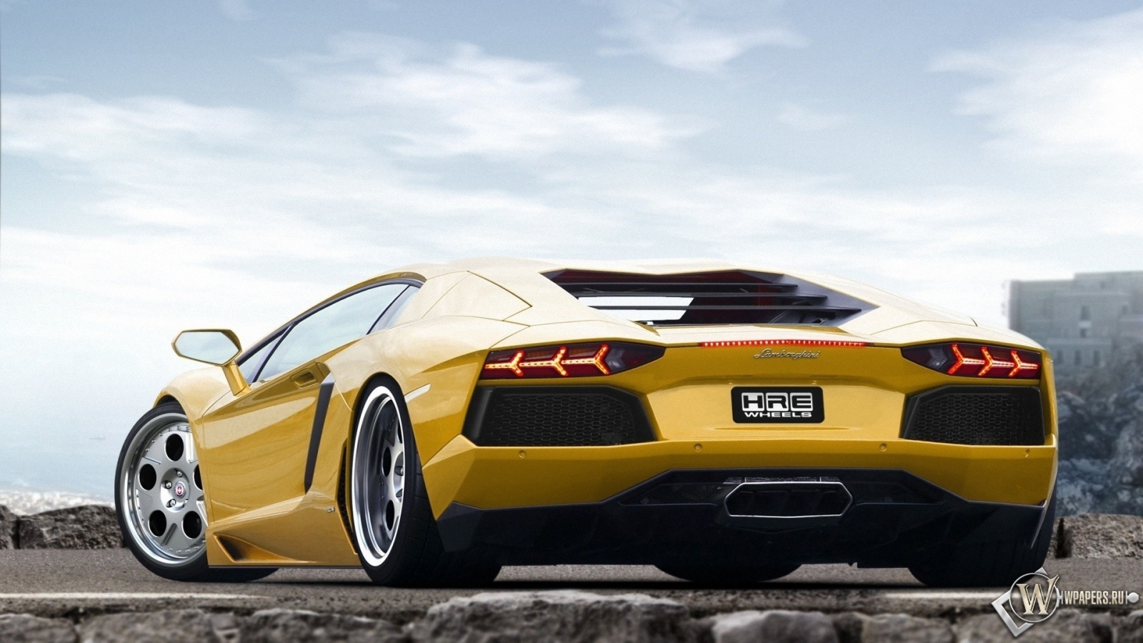 Lamborghini 1600x900