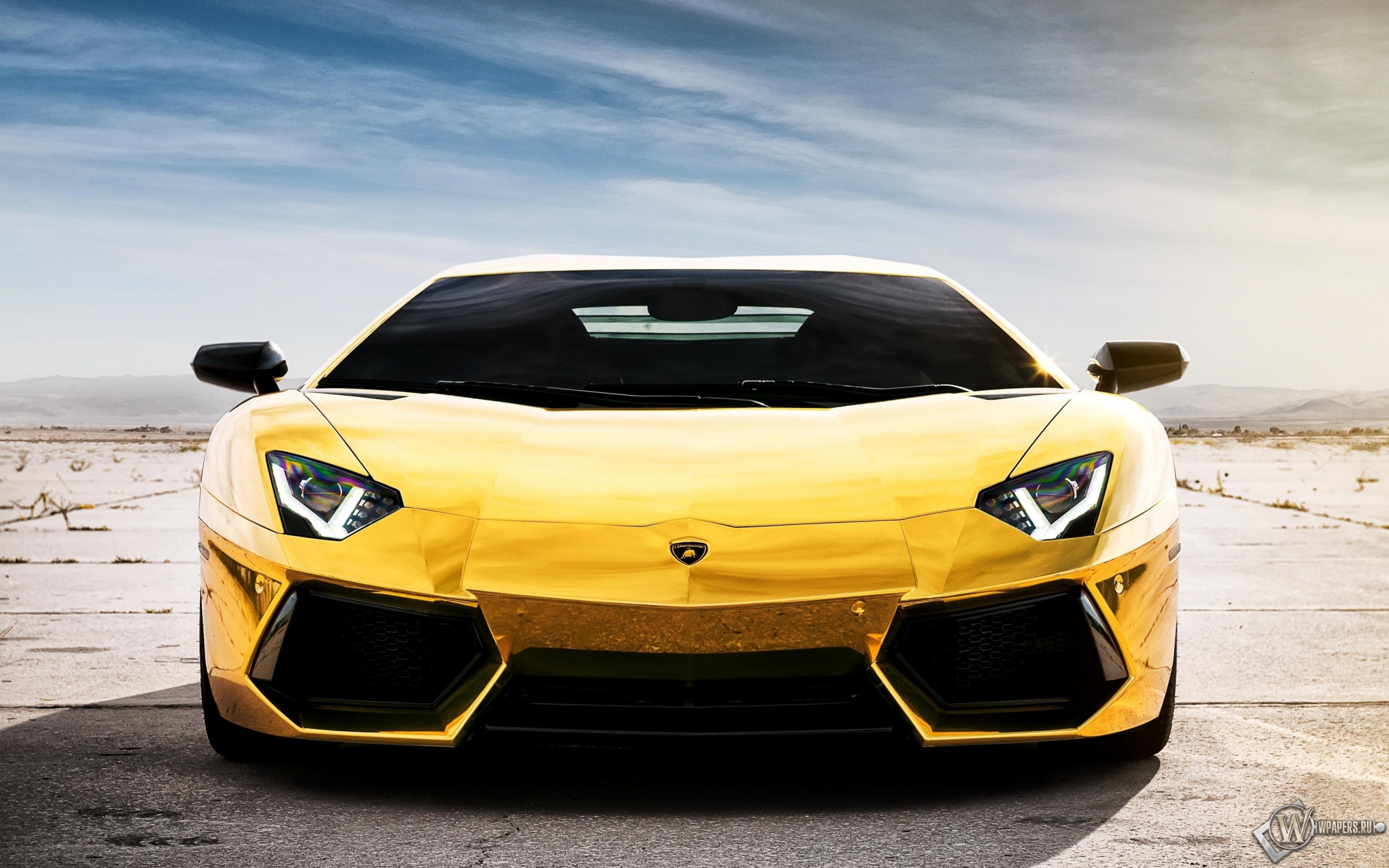 Lamborghini Aventador Gold 2560x1600