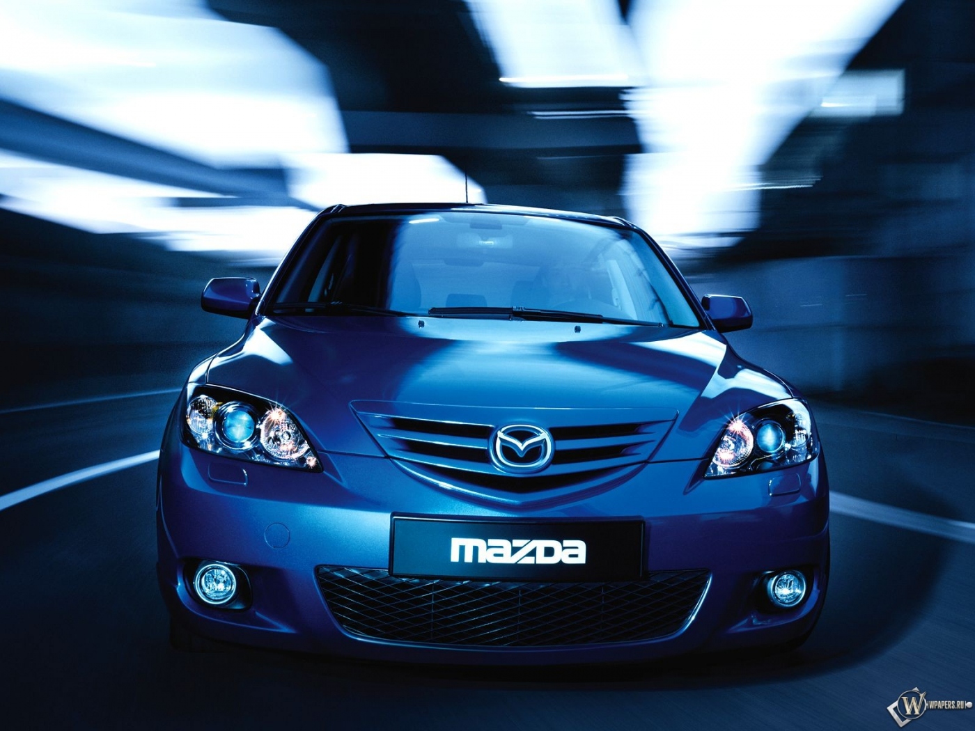 Синяя Mazda 3 1400x1050