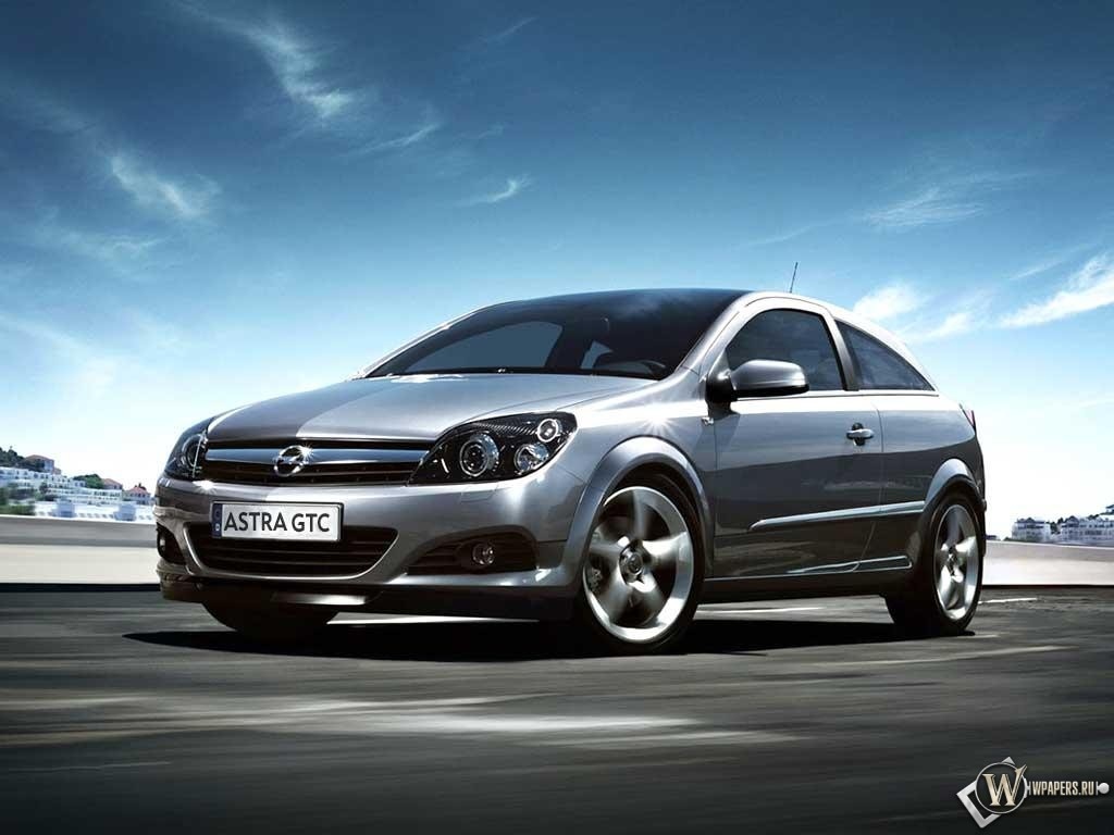 Opel Astra 1024x768