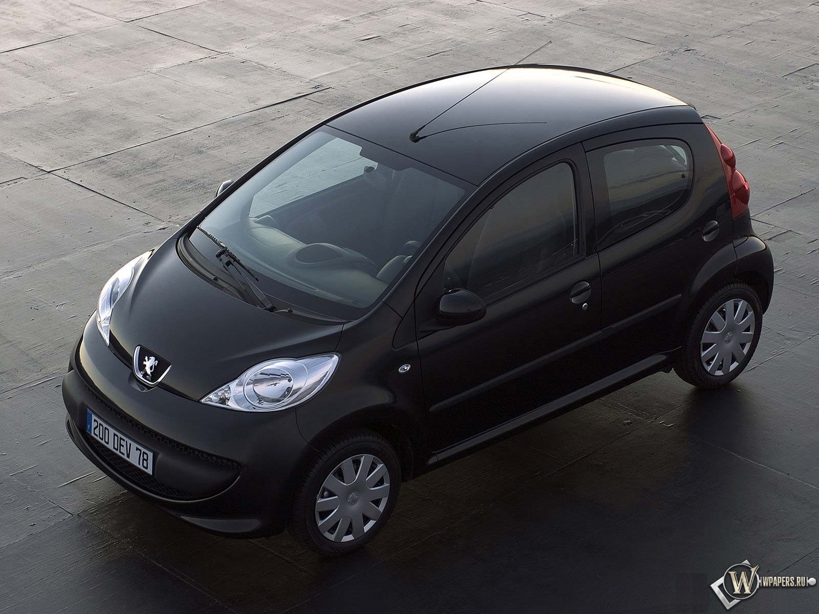 Peugeot 107 1600x1200