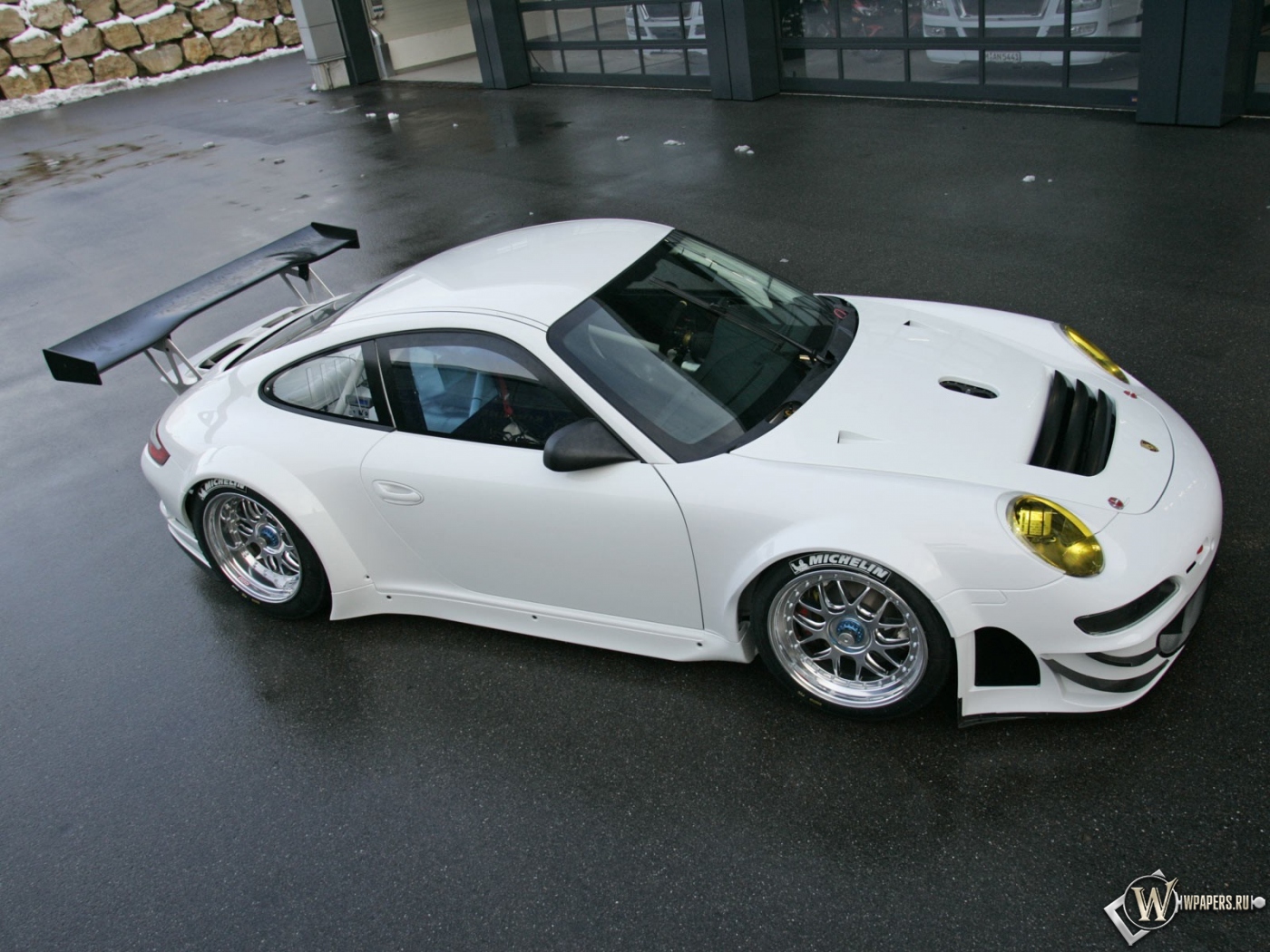Porsche 911 GT3 RSR 1400x1050