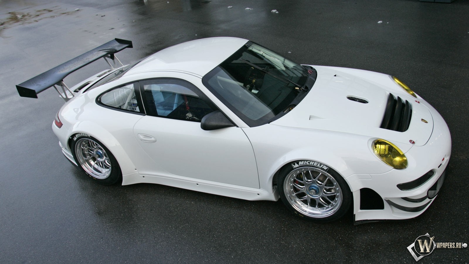 Porsche 911 GT3 RSR 1600x900