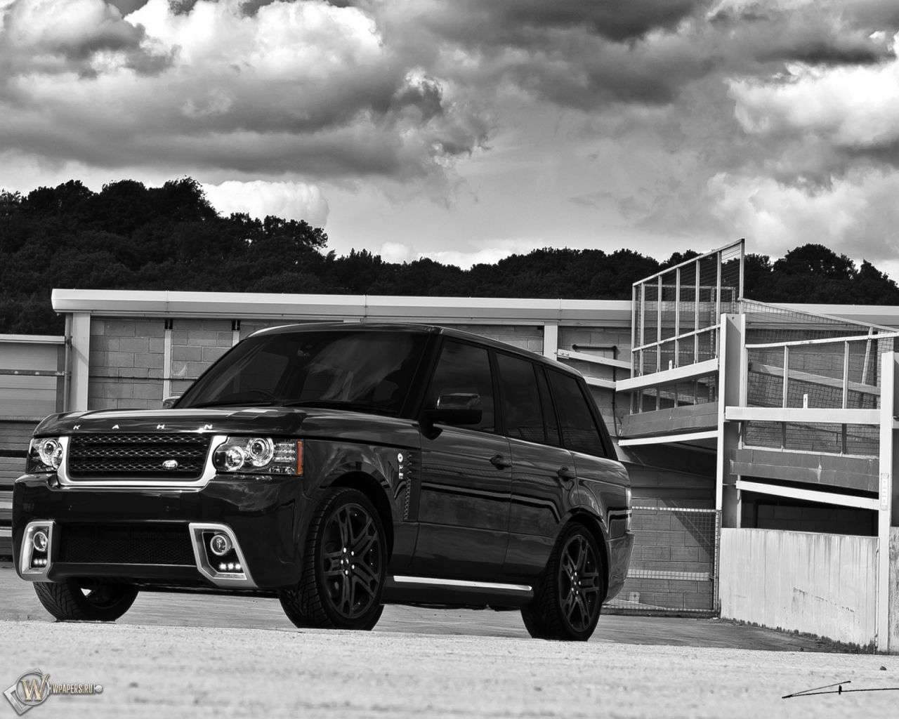 Range Rover Black Vogue RS600 by Project Kahn 1280x1024