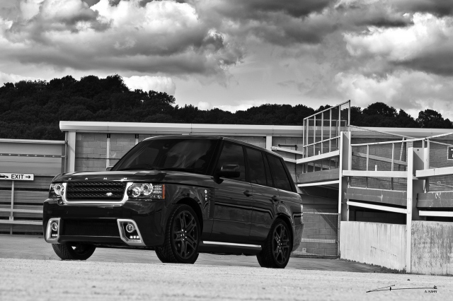 Range Rover Black Vogue RS600 by Project Kahn