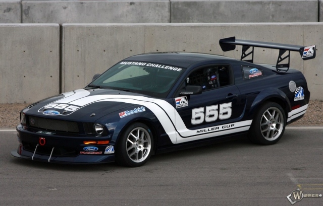 Ford mustang fr500s race car #1