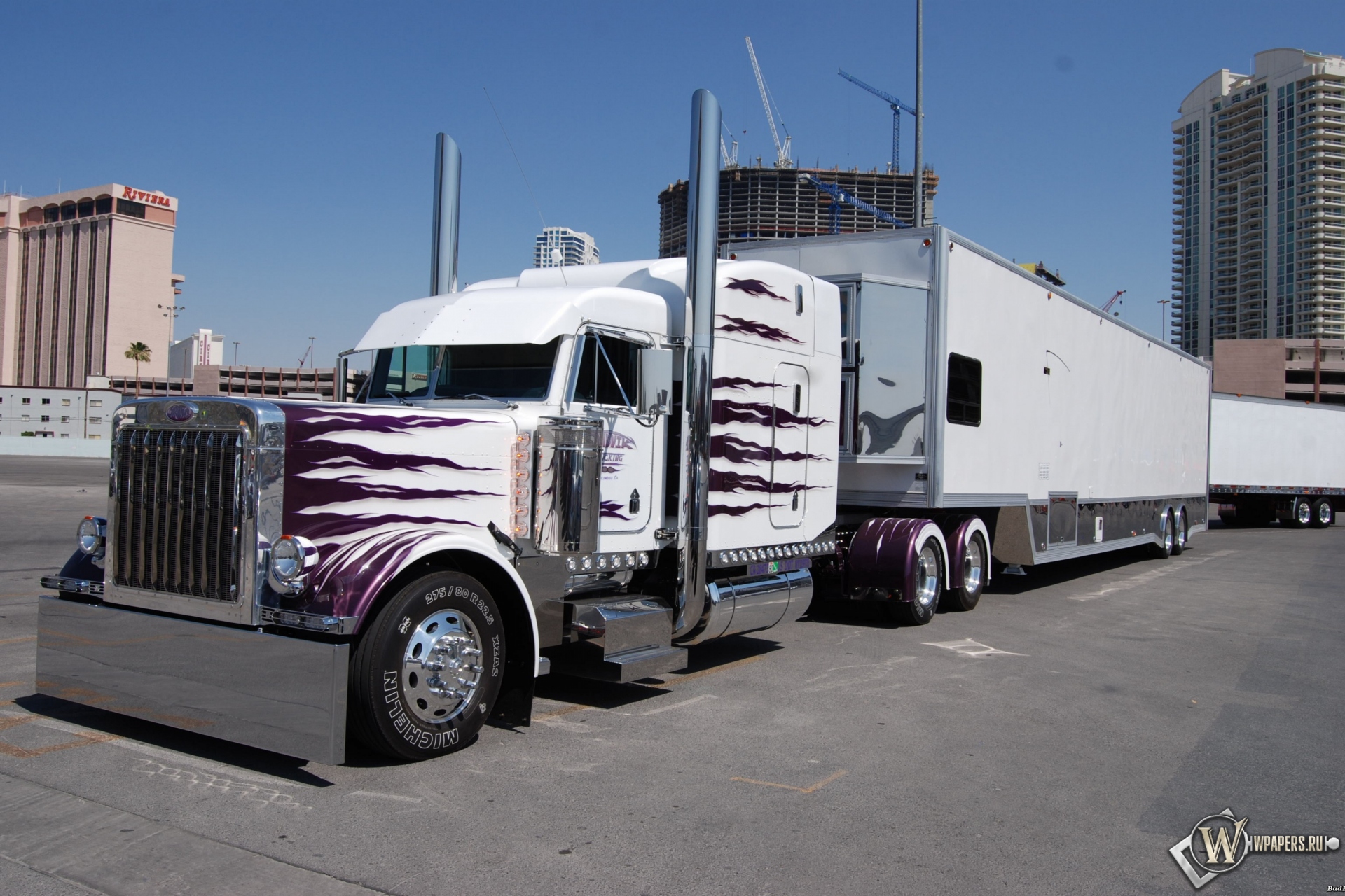 Peterbilt 1920x1280